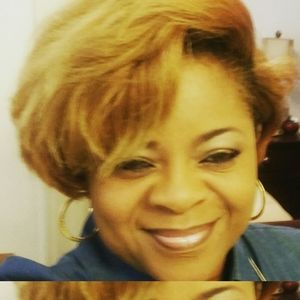 Meet your Posher, Iris